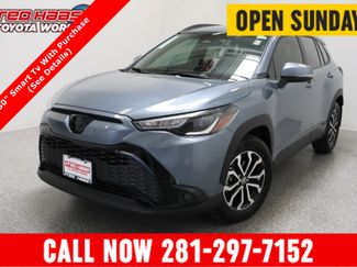 Used 2023 Toyota Corolla Cross AWD Hybrid video 1