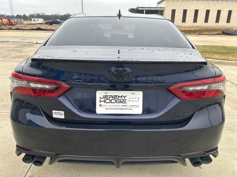 Used 2022 Toyota Camry XSE image 6