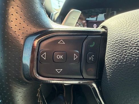 Used 2022 RAM 1500 Laramie AWD/4WD image 55