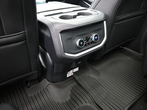 New 2025 Ford Expedition Max Platinum w/ Stealth Appearance Package image 22