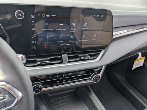 New 2026 Chevrolet Equinox LT AWD/4WD image 9
