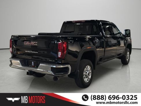 Used 2024 GMC Sierra 2500 SLE w/ SLE Value Package AWD/4WD image 4