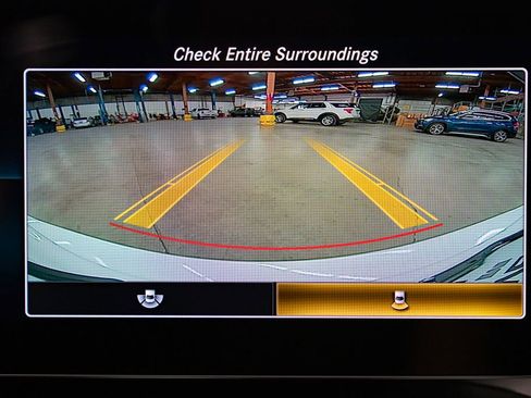 Used 2021 Mercedes-Benz C 300 Sedan image 19