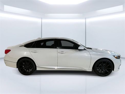 Used 2020 Honda Accord EX image 5