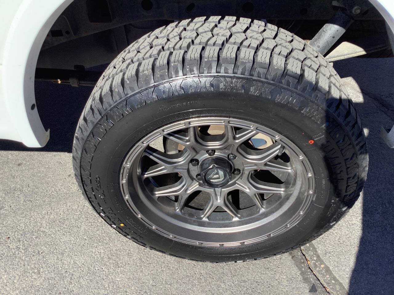 Used 2020 Ford F150 XLT w/ Equipment Group 302A Luxury AWD/4WD image 30