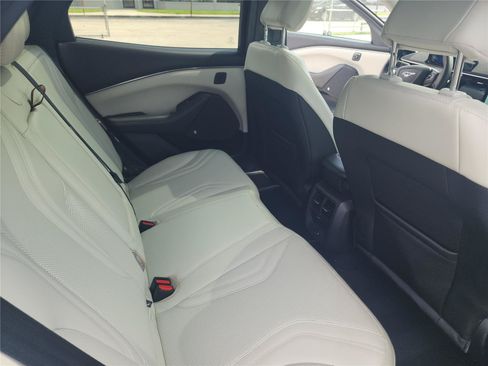 Used 2021 Ford Mustang Mach-E Premium RWD image 21