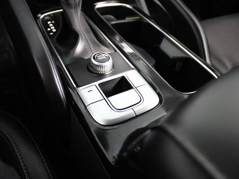 Used 2023 Kia Telluride S image 15