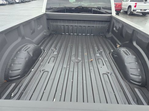 Used 2022 Ford F350 XLT w/ XLT Value Package image 5
