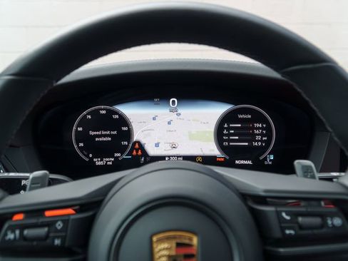 Certified 2025 Porsche 911 Carrera RWD image 24