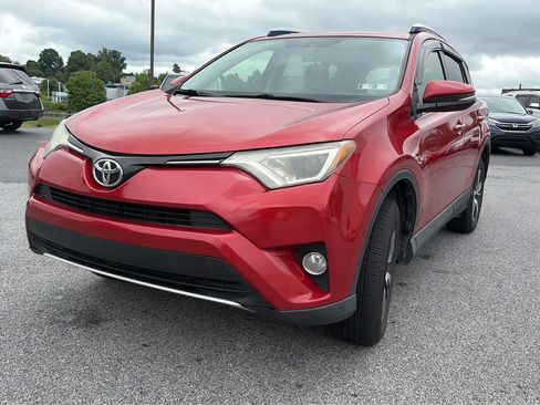 Used 2016 Toyota RAV4 XLE AWD/4WD image 16