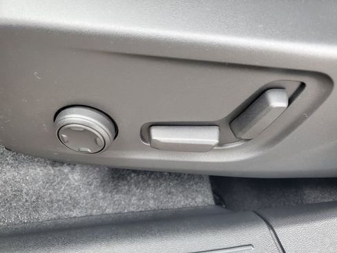 New 2026 Volvo XC40 B5 Plus w/ Protection Package Premier image 14