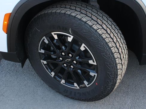 New 2026 Chevrolet Traverse Z71 image 17