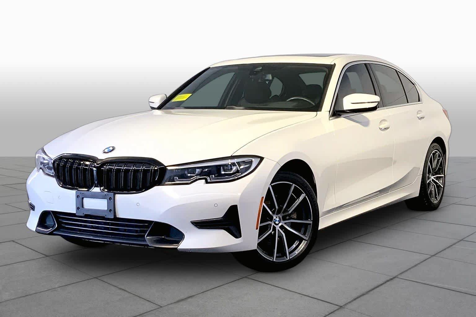 Used 2022 BMW 330i xDrive Sedan w/ Premium Package AWD/4WD image 1