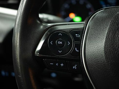 Used 2023 Toyota Corolla SE FWD image 25