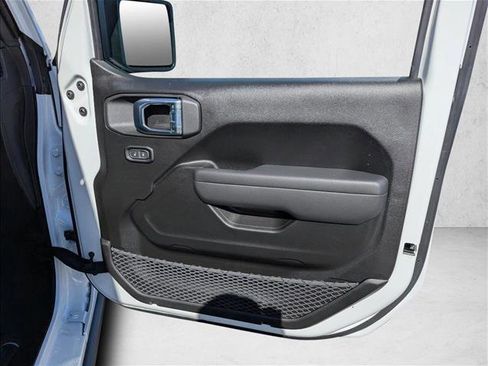 New 2026 Jeep Wrangler Willys AWD/4WD image 25