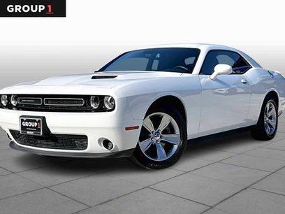 Used 2022 Dodge Challenger SXT w/ Driver Convenience Group
