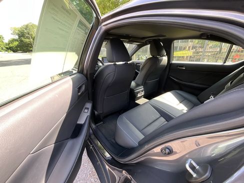 Used 2023 Lexus IS 350 F Sport RWD image 13