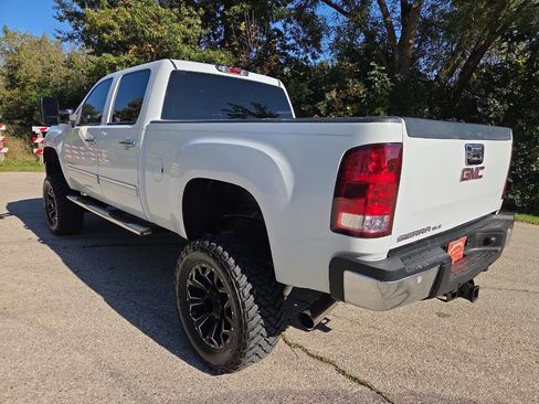 Used 2013 GMC Sierra 2500 SLE w/ SLE Preferred Package image 4
