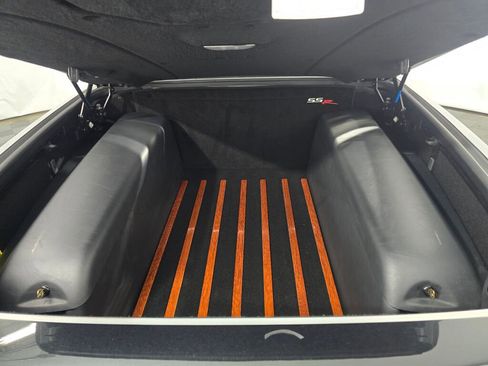 Used 2005 Chevrolet SSR w/ Preferred Equipment Group RWD image 27