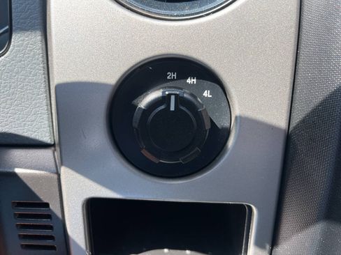 Used 2013 Ford F150 XLT w/ Mid Equipment Group AWD/4WD image 22