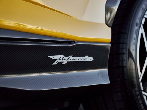 Used 2024 Lamborghini Urus Performante image 15