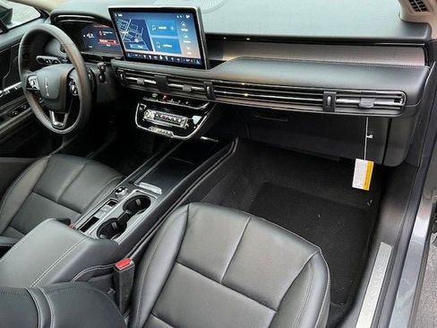 New 2026 Lincoln Corsair Grand Touring w/ Jet Appearance Package AWD/4WD image 22