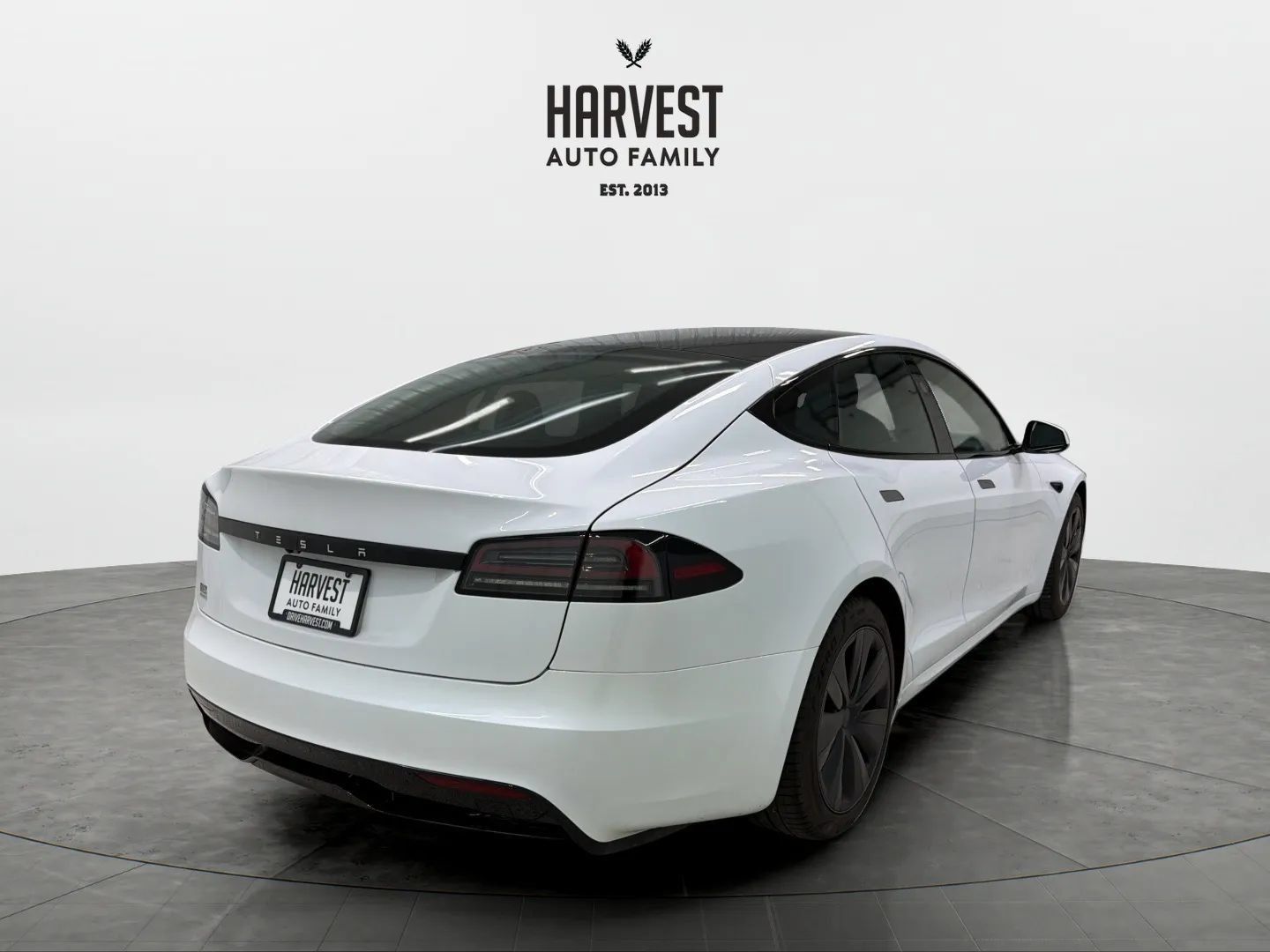 Used 2023 Tesla Model S Standard Range AWD/4WD image 6
