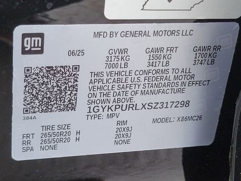 New 2025 Cadillac Lyriq Sport w/ LPO, Floor Liner Package image 33