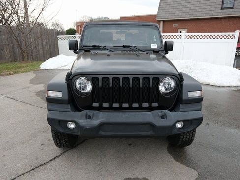 Used 2020 Jeep Wrangler Sport image 12