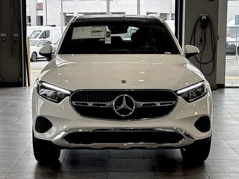 Used 2026 Mercedes-Benz GLC 300 image 8