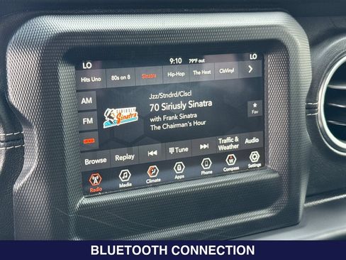 Used 2020 Jeep Wrangler Unlimited Sahara AWD/4WD image 19