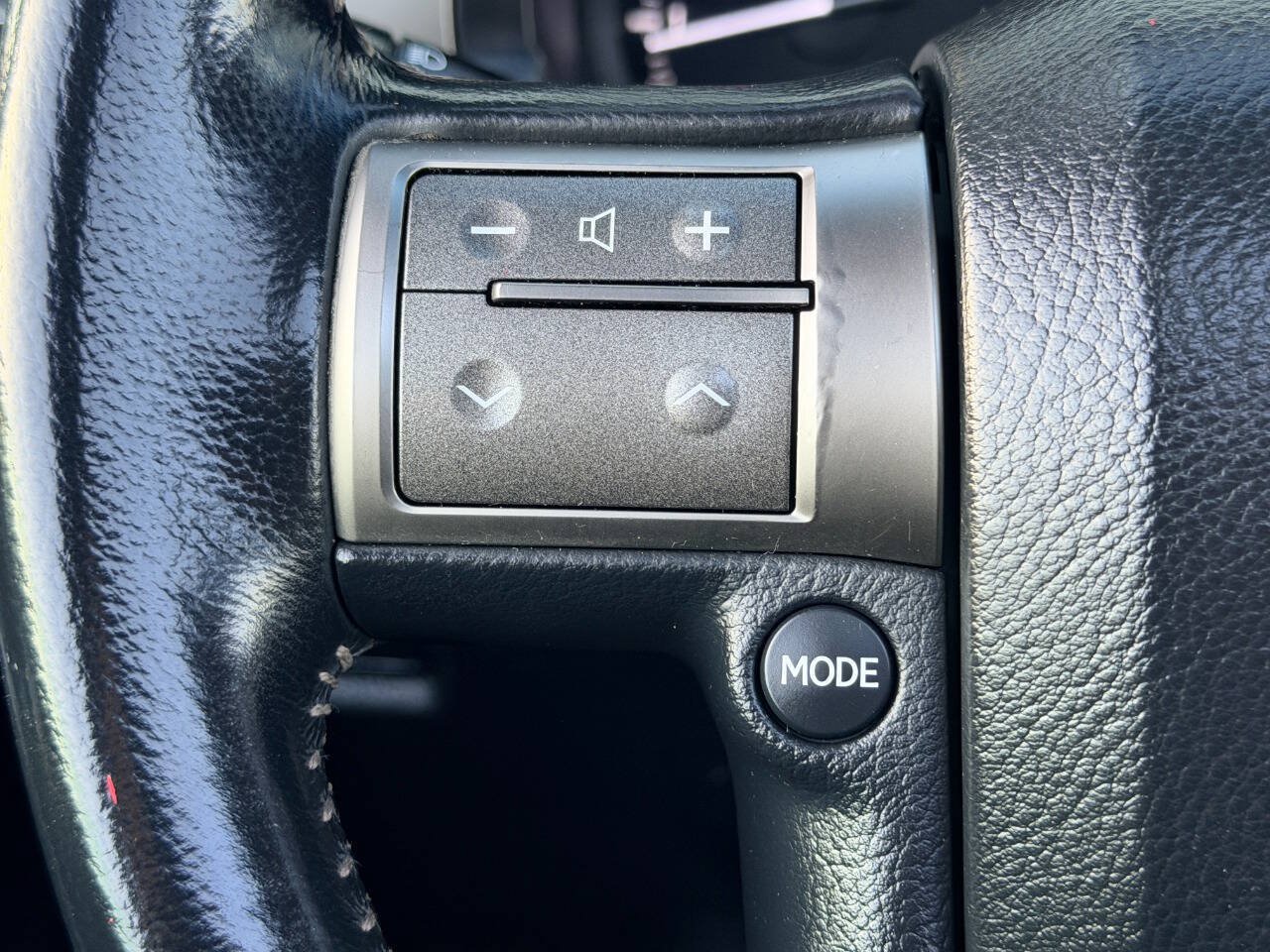 Used 2014 Lexus GX 460 AWD/4WD image 35