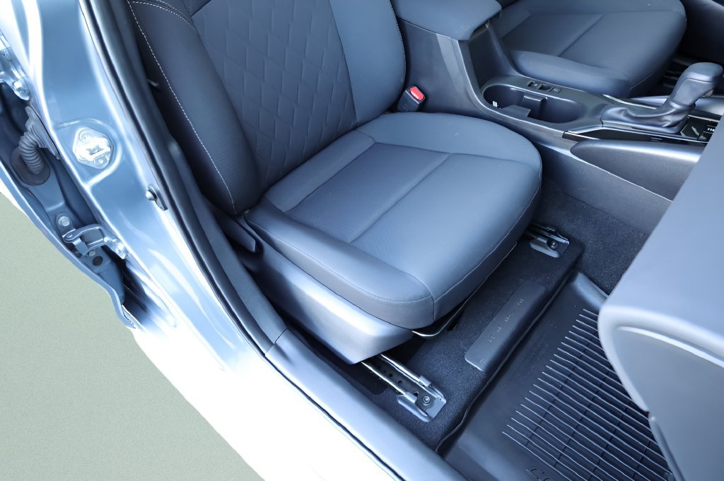 Certified 2024 Toyota Corolla LE FWD image 24