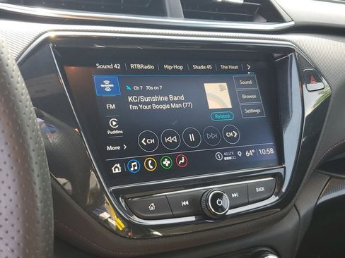 Used 2023 Chevrolet TrailBlazer RS w/ Technology Package FWD image 24