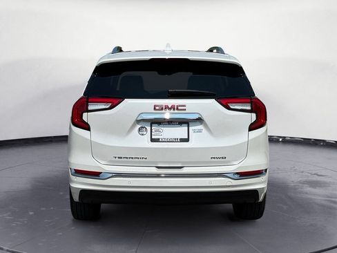 Used 2022 GMC Terrain Denali AWD/4WD image 4