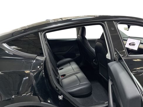 Certified 2023 Tesla Model Y Performance AWD/4WD image 11