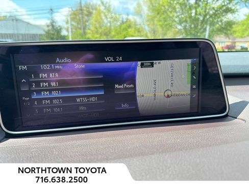 Used 2017 Lexus RX 350 AWD w/ Premium Package image 32