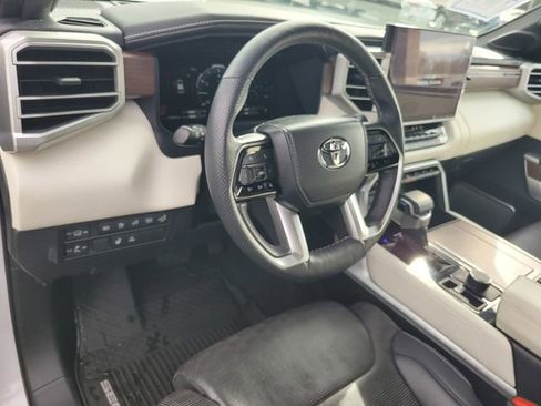 Used 2023 Toyota Sequoia Capstone image 9