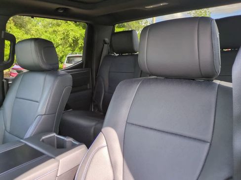 Used 2025 Toyota Tundra Platinum AWD/4WD image 8