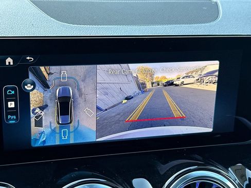 New 2026 Mercedes-Benz GLB 35 AMG AMG 35 image 23