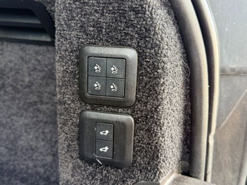 Used 2020 Land Rover Range Rover Long Wheelbase HSE image 25