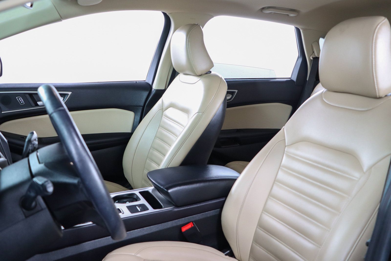 Used 2023 Ford Edge SEL AWD/4WD image 23