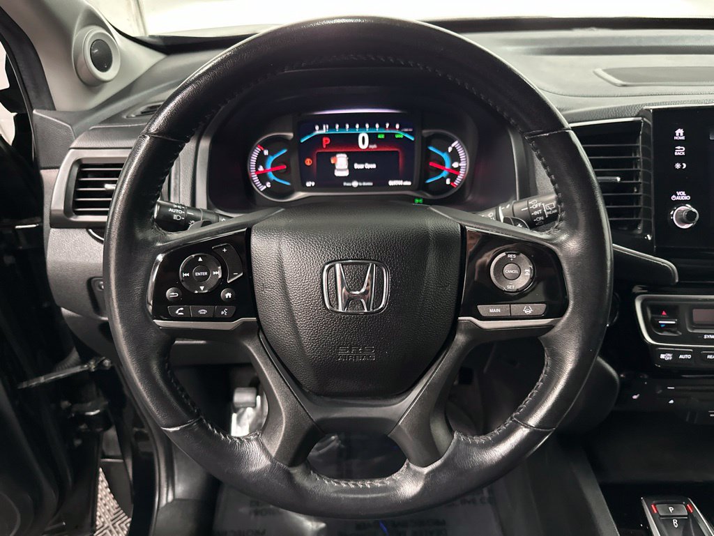 Used 2022 Honda Pilot Touring image 11