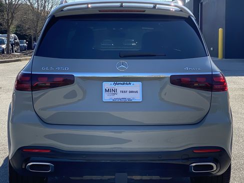 Used 2024 Mercedes-Benz GLS 450 450 w/ AMG Line Exterior image 37