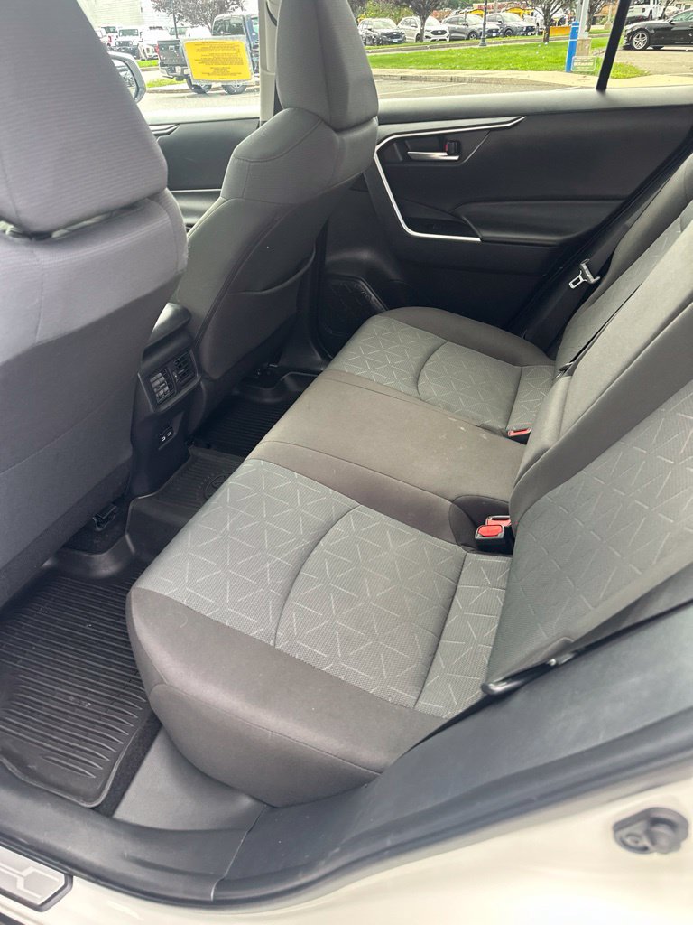 Used 2024 Toyota RAV4 XLE w/ Convenience Package AWD/4WD image 8