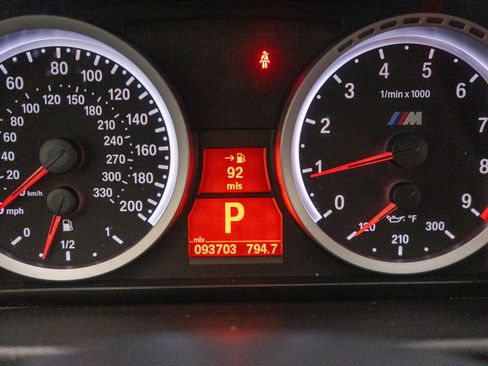 Used 2010 BMW M3 Coupe RWD image 22