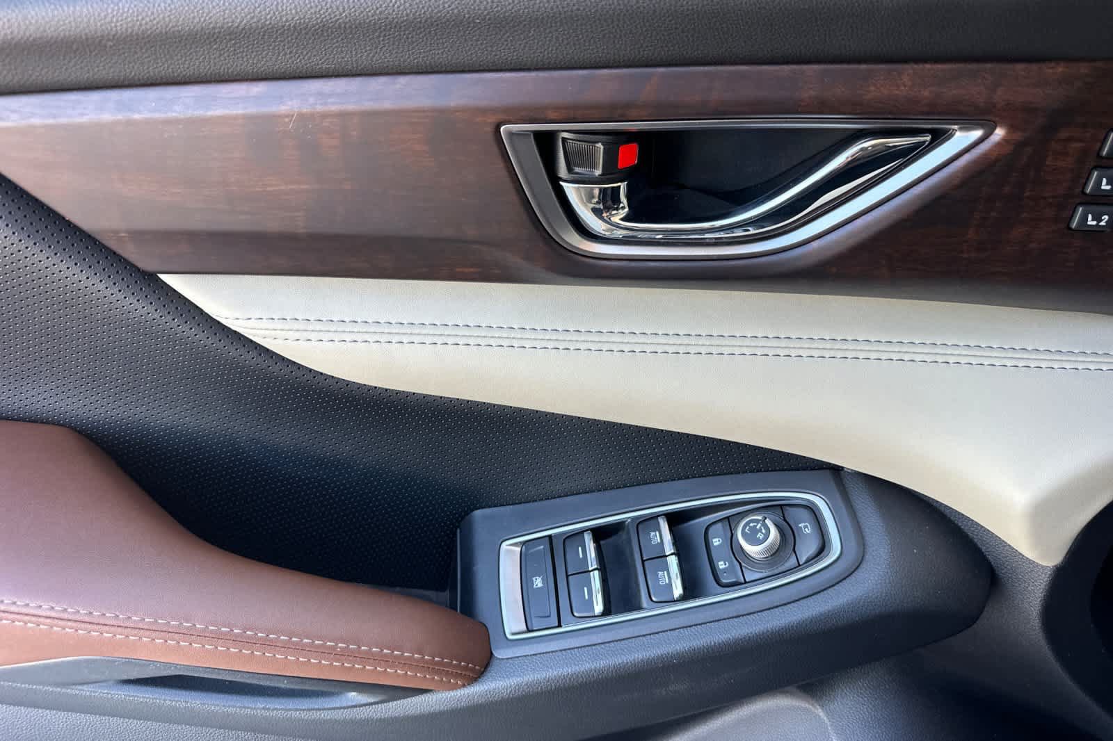 Used 2020 Subaru Ascent Touring w/ Popular Package #2A AWD/4WD image 10