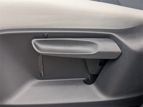 New 2026 Volkswagen Taos S image 18