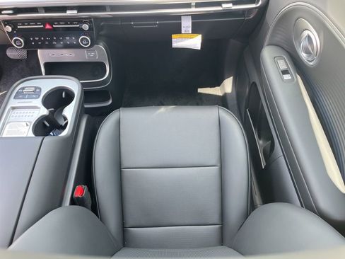 New 2026 Hyundai Ioniq 9 SEL image 36