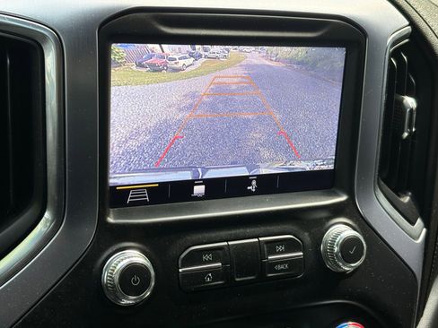 Used 2019 GMC Sierra 1500 SLT w/ SLT Premium Plus Package AWD/4WD image 8
